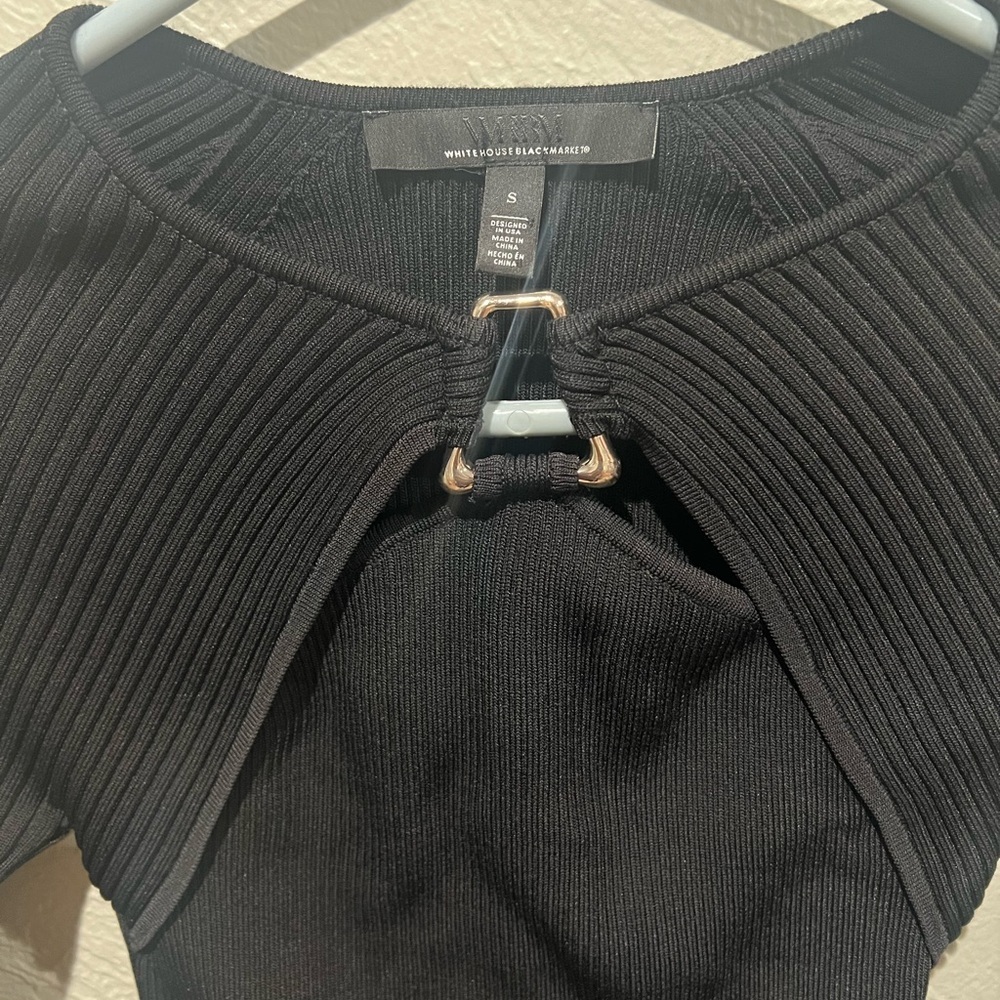 White House Black Market Black Ribbed Blouse Buckle Detail Size Small EUC Y2K - Picture 2 of 4